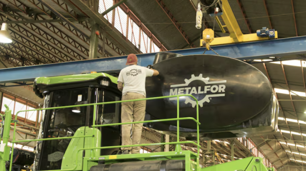 Denuncian que Metalfor despidi� a 35 trabajadores durante el partido de la Selecci�n y sin pagar indemnizaciones