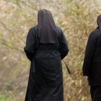 La comisi�n anti-abusos del Vaticano estudia c�mo proteger mejor a las religiosas abusadas