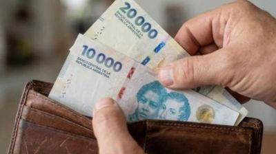 La mitad de los argentinos se percibe de clase baja y el 86% afirm� que su salario perdi� contra la inflaci�n