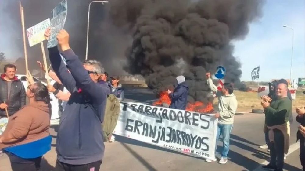 Trabajadores de Granja Tres Arroyos endurecen el reclamo y activan el fondo de huelga
