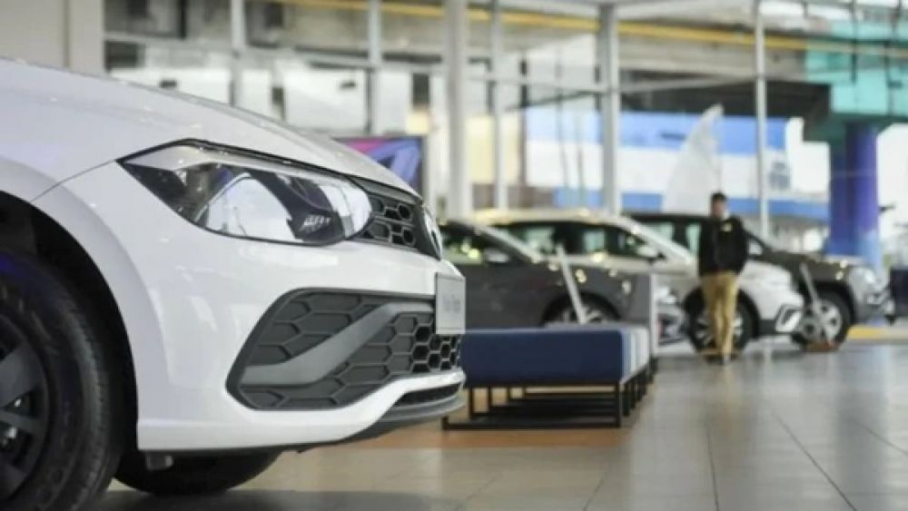 Caen las ventas de automotores y preocupa el empleo en concesionarias