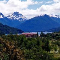 En medio del frenes� nacionalista por el partido contra Inglaterra, el Gobierno avanza con la extranjerizaci�n de las tierras