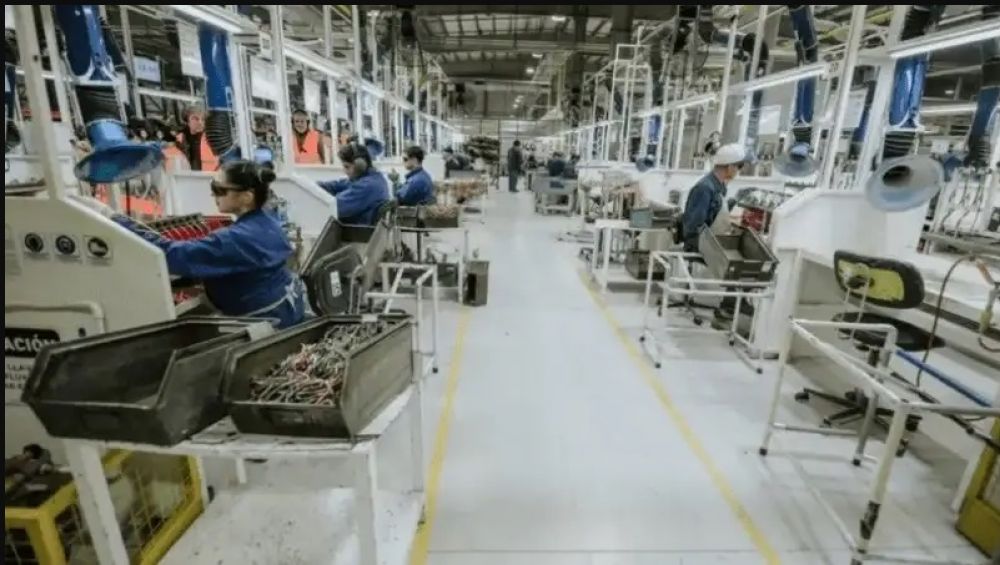 Seg�n los datos, cae el empleo registrado y crecen los informales: �Se profundiz� la precarizaci�n laboral�