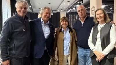 Patricia desaf�a a Karina y apoya al opositor de Pino en la pelea por la Rural