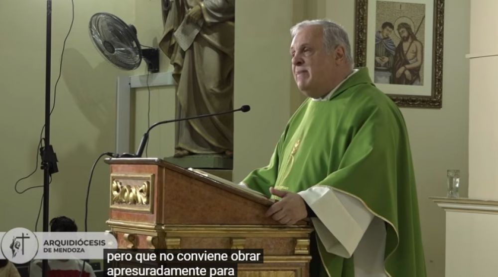 Mons. Colombo: 