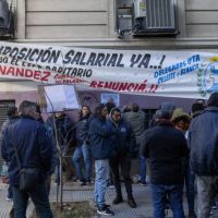 Con un Adjunto del interior, Alberto Pati�o confirm� que le disputar� la conducci�n de la UTA a Roberto Fern�ndez