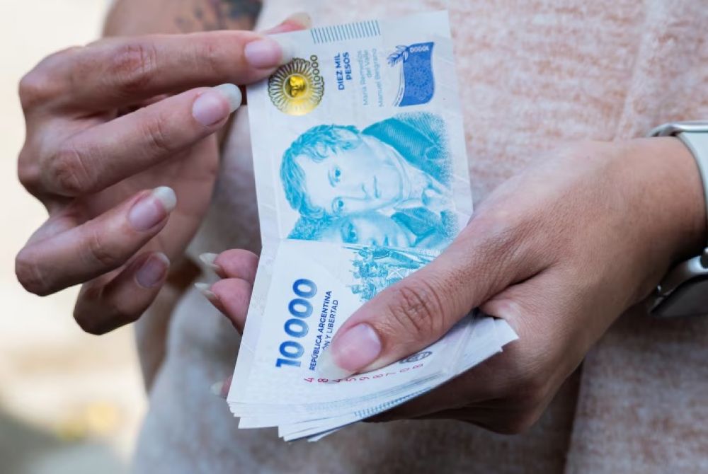 Seg�n el Indec, los salarios subieron 2,2% en mayo y le volvieron a ganar a la inflaci�n