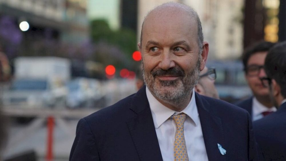 Sturzenegger pide presi�n empresarial para que los empleados se despeguen de los sindicatos