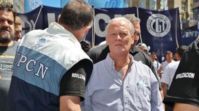 La CGT anunci� un plan de acci�n y Andr�s Rodr�guez reclam� una interna en el PJ