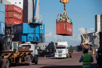 El Gobierno reconoci� un nuevo gremio portuario en Santa Fe, eslab�n log�stico clave para el comercio internacional argentino