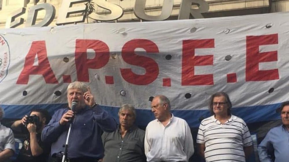 Ocho de cada diez trabajadores de la energ�a est�n endeudados y el 65% sufri� problemas de salud mental