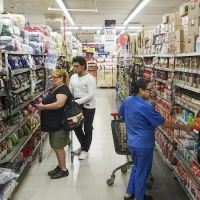 El consumo volvi� a caer y se redujo casi 3% en junio