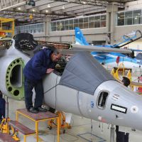 Advierten que por el ajuste libertario en la F�brica Argentina de Aviones, ya est�n en riesgo cuatro de sus proyectos aeron�uticos �estrat�gicos�