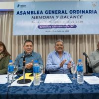 Ledesma propone �una gran marcha nacional� para exigir la restituci�n de los derechos de los trabajadores