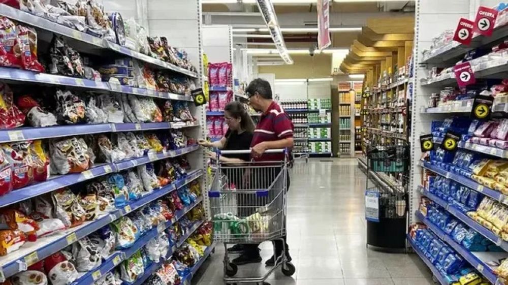 El consumo como reflejo de una econom�a partida y una sociedad m�s desigual: �por qu� el INDEC dice que mejora?