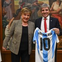 El FMI le pide a la gesti�n libertaria que haga la Reforma Previsional y suba la edad jubilatoria el a�o electoral