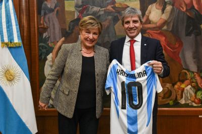 El FMI le pide a la gesti�n libertaria que haga la Reforma Previsional y suba la edad jubilatoria el a�o electoral