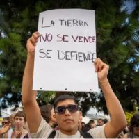 Los gremios apuntan a una gran movilizaci�n contra la ley que extranjeriza de tierras: �Sin territorio no hay Naci�n�