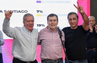 El gobernador de Santiago del Estero y el peronismo celebraron el triunfo del Frente C�vico: �Qu� paliza se comi� Milei� 