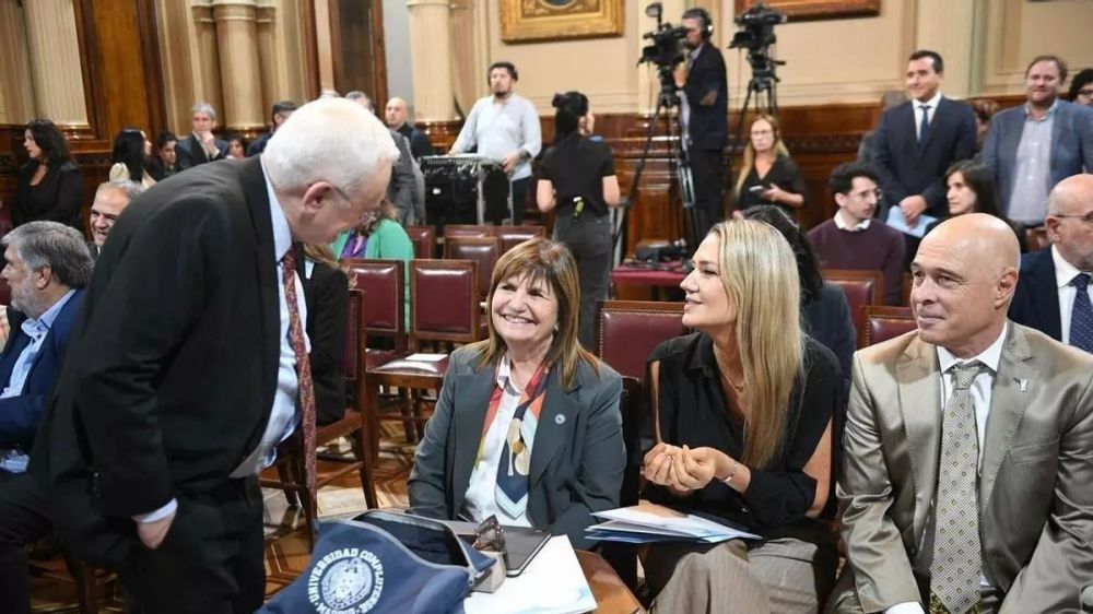 El Gobierno reactiva su agenda en el Congreso y busca avanzar con los proyectos de reforma del BCRA, Inocencia Fiscal, el S�per RIGI y Tierras