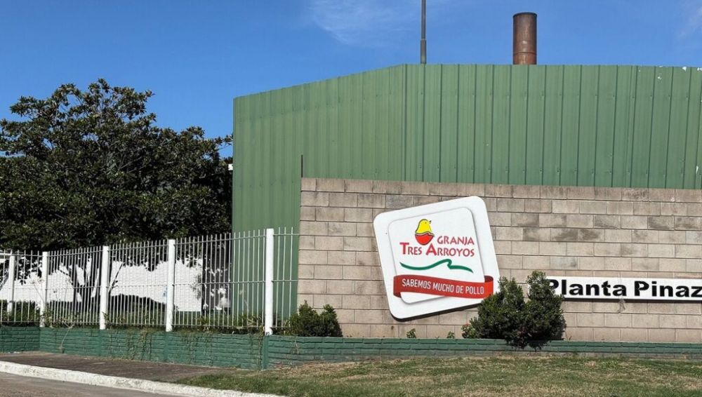 Granja Tres Arroyos cerr� otra planta y ya son m�s de mil los trabajadores suspendidos