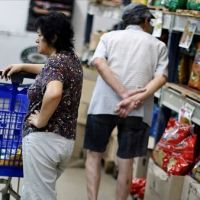 Un informe revel� que el 87,4% de los argentinos asegura que su sueldo perdi� contra la inflaci�n
