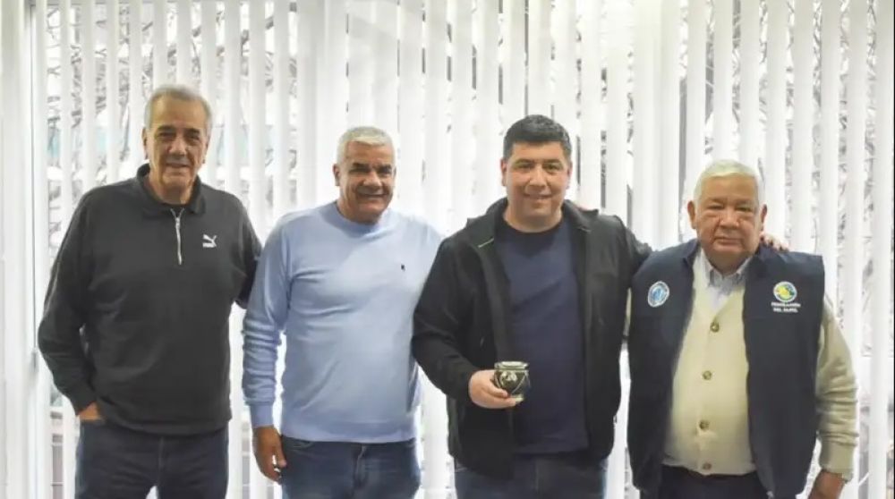 Cristian Jer�nimo recibi� a dirigentes del gremio papelero para analizar la crisis del sector productivo