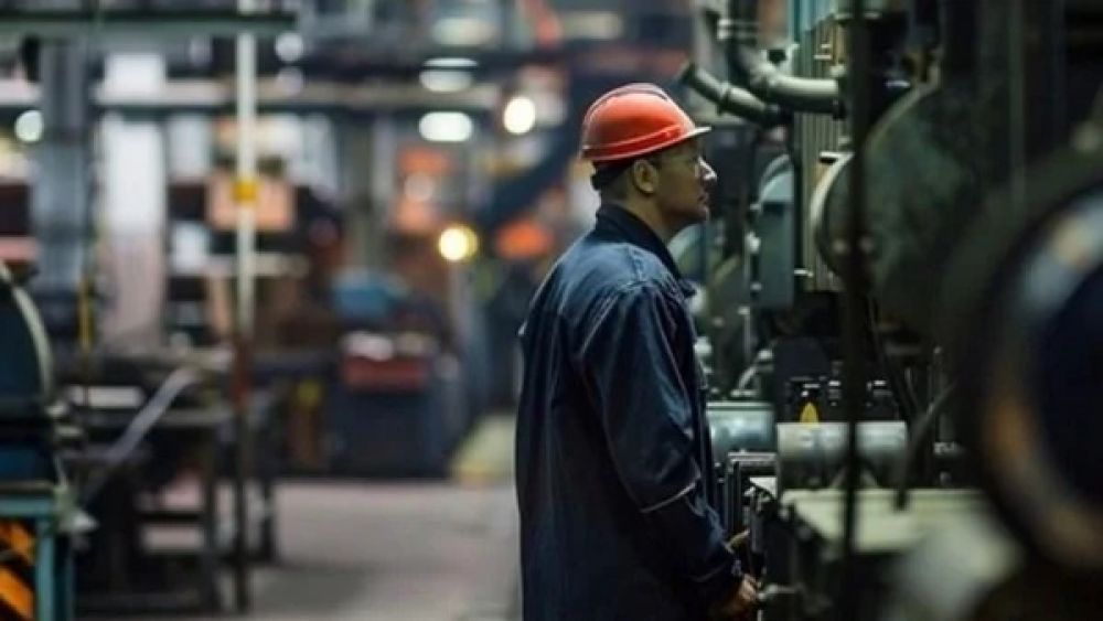La industria fue el sector que m�s puestos de trabajo perdi� en lo que va del a�o