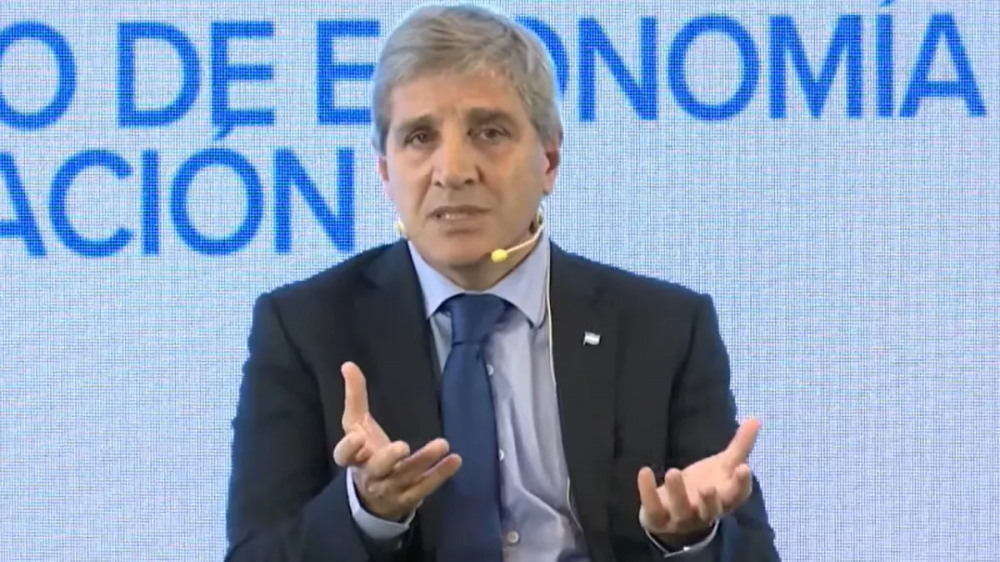 Caputo cruz� a los cr�ticos del modelo econ�mico: 