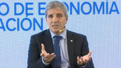 Caputo cruz� a los cr�ticos del modelo econ�mico: 