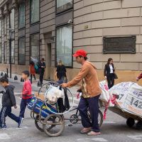 Por la suba de los precios y la ca�da de los ingresos la pobreza volvi� a subir
