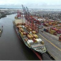 Otra derrota de Milei: el Gobierno formaliz� la marcha atr�s con la desregulaci�n del practicaje