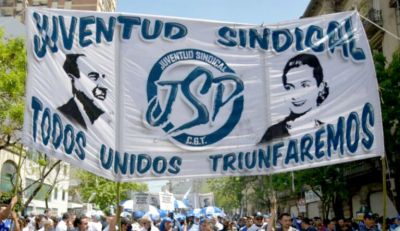 Con Maturano a la cabeza, la Juventud Sindical march� al Congreso en contra de la entrega del Territorio Nacional