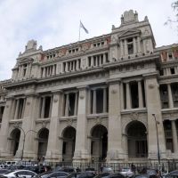 La Corte Suprema revoc� un fallo laboral que hab�a multiplicado una indemnizaci�n por fuera de lo reclamado por el trabajado