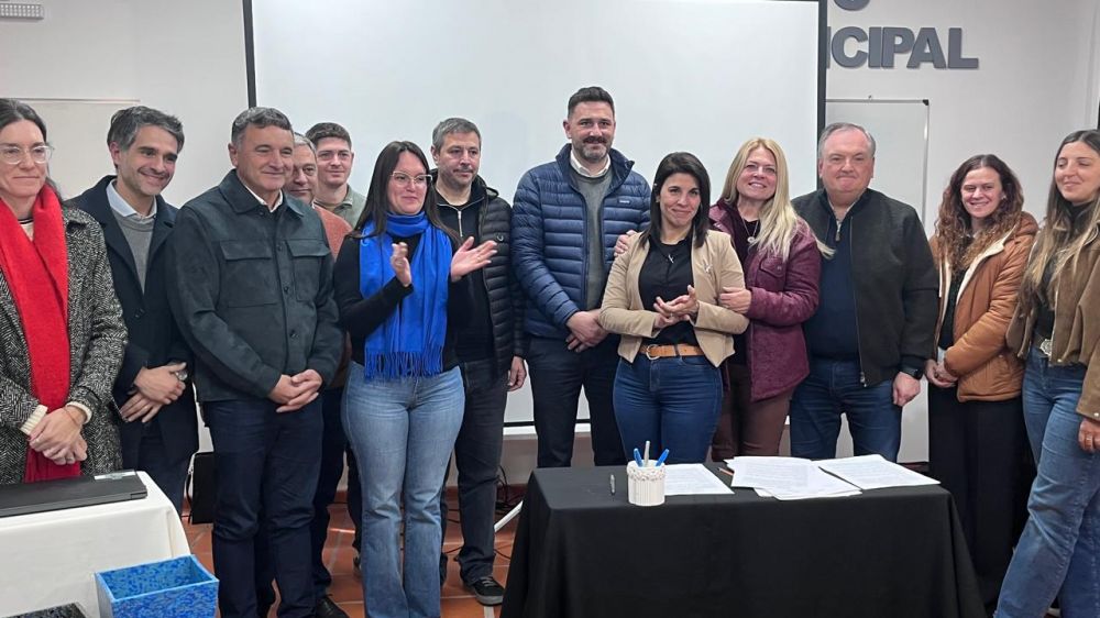 Firma del GIRSU Regional: Ceres ser� el epicentro del Relleno Sanitario de 7 localidades