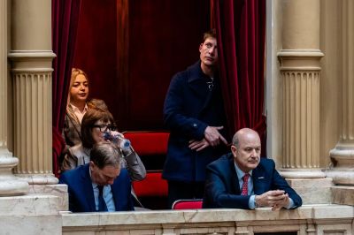 Tras el rev�s en el Senado, el Gobierno sum� a Sturzenegger a la mesa pol�tica y dosifica los tiempos pol�ticos de sus iniciativas