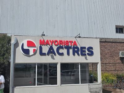Concurso preventivo de Distribuidora Lactres: con lagunas en la cadena de cobros, la alimenticia acumul� una deuda millonaria