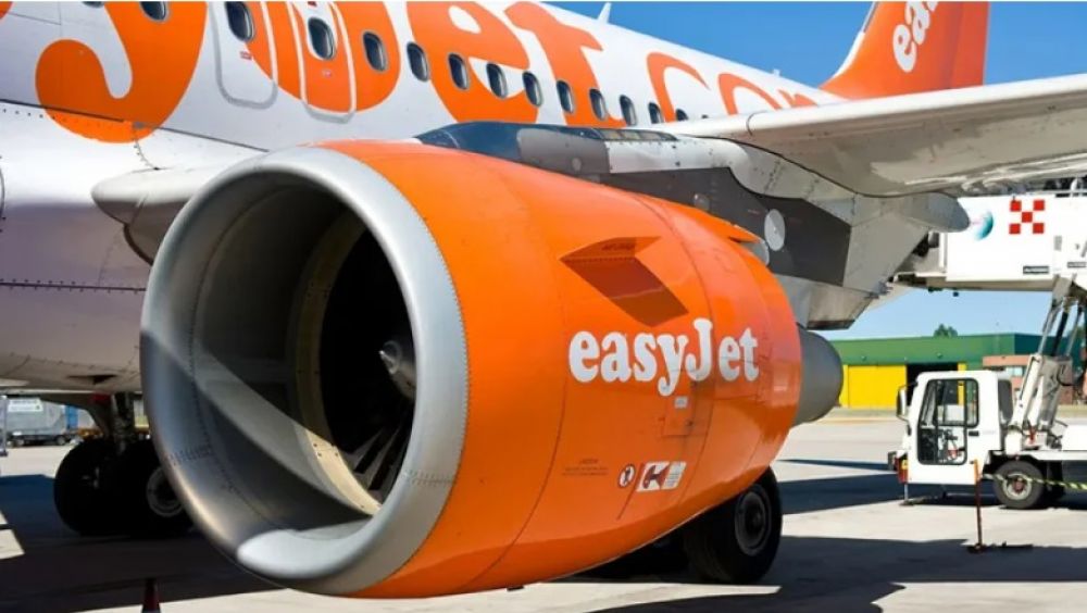 Auxiliares de vuelo de EasyJet en Francia har�n una huelga de 48 horas por sus condiciones laborales