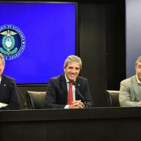 El Gobierno flexibiliz� los cr�ditos para empresas para sumar liquidez pero aumenta el riesgo de dolarizaci�n