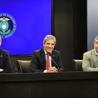 El gobierno levanta restricciones y alienta que los bancos otorguen pr�stamos en d�lares