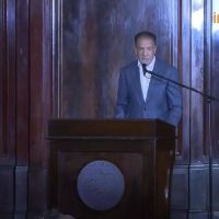 El c�rculo rojo busca un candidato alternativo y acudi� en masa a un acto de Daniel Hadad