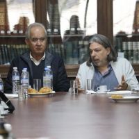 Por el incumplimiento del Gobierno, sigue el paro en las universidades al menos hasta fines de agosto