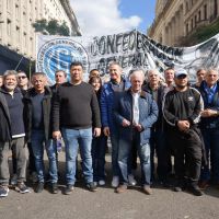 Las centrales sindicales y los movimientos sociales copar�n Econom�a para pedir una soluci�n al endeudamiento familiar