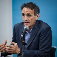 Katopodis reaviv� la pelea por los fondos viales y cruz� la defensa del Gobierno
