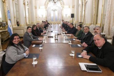 Comit� Nacional se reuni� con el Gobierno por la visita del papa Le�n XIV