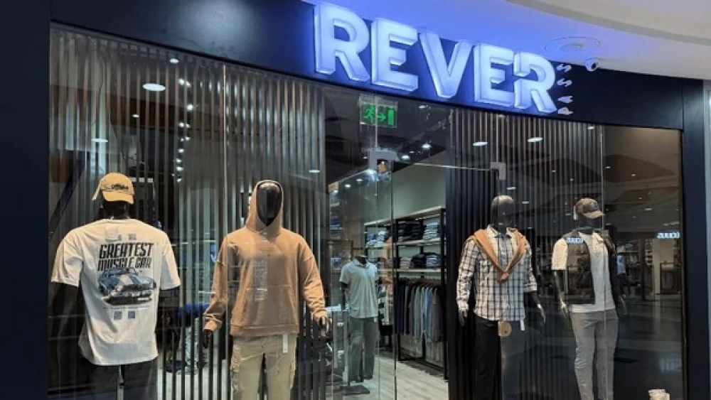 La marca de indumentaria Rever Pass entra en concurso preventivo con una deuda de m�s de $7.000 millones