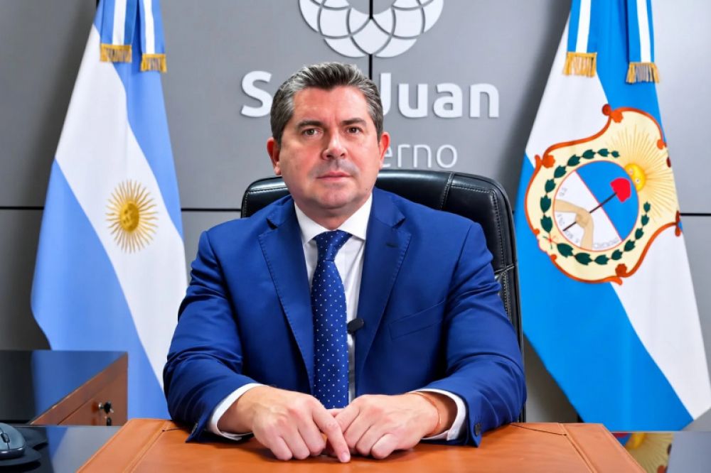 El gobernador Marcelo Orrego, entre los dirigentes provinciales mejor valorados