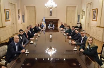 Luego de defender el rumbo ante su Gabinete, Milei se reunir� con legisladores en la previa de dos sesiones importantes en el Congreso