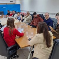 El Gobierno cerr� la paritaria de estatales con �miniaumentos� hasta fin de a�o y un �nico bono de 80 mil pesos: ATE amenaza con paralizar todo