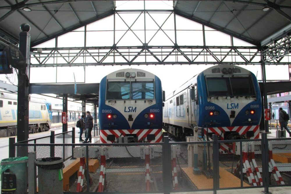 Septiembre llega con nuevos aumentos en el transporte y vuelve a golpear el bolsillo de los trabajadores